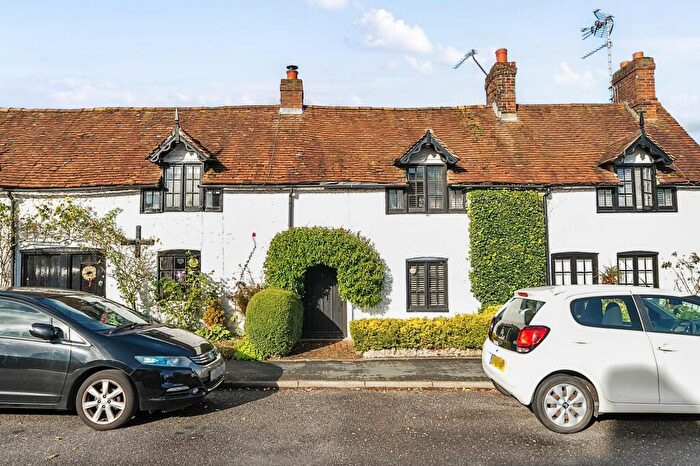 1 Bedroom Cottage For Sale In Arundel Road, Angmering, BN16