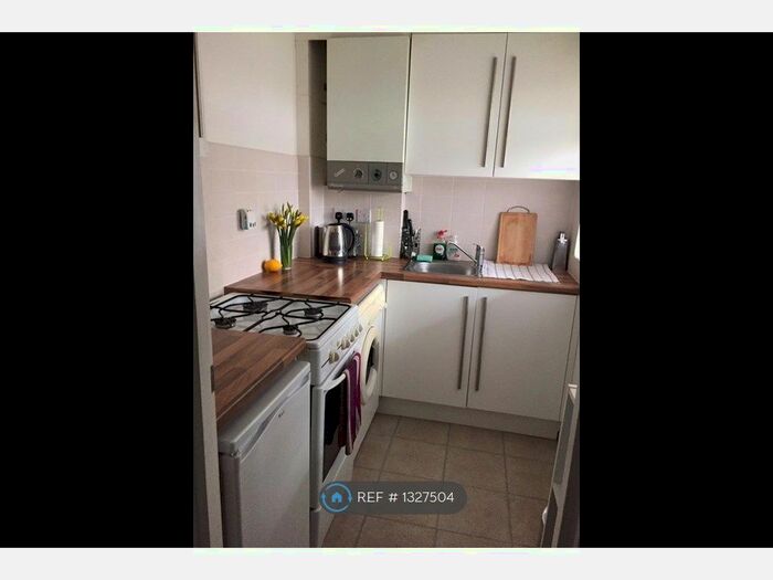 Studio To Rent In Goat Lane, Basingstoke RG21