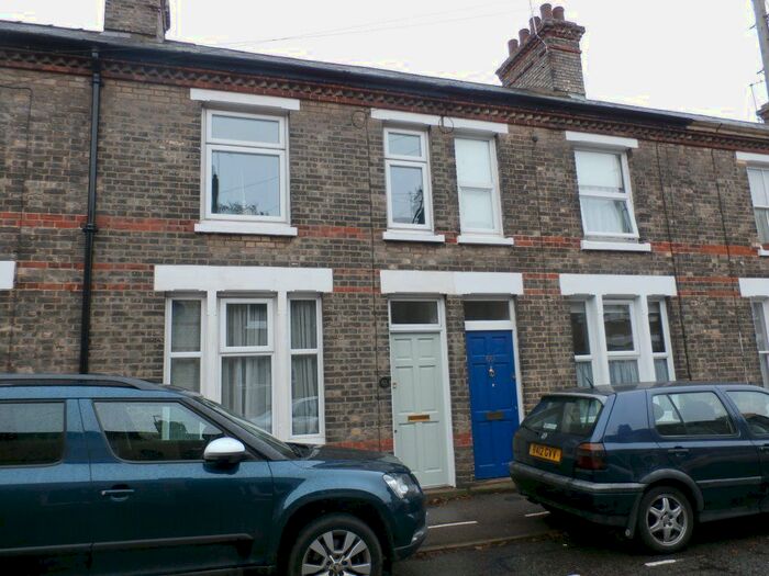 2 Bedroom Property To Rent In Thoday Street, Cambridge, CB1