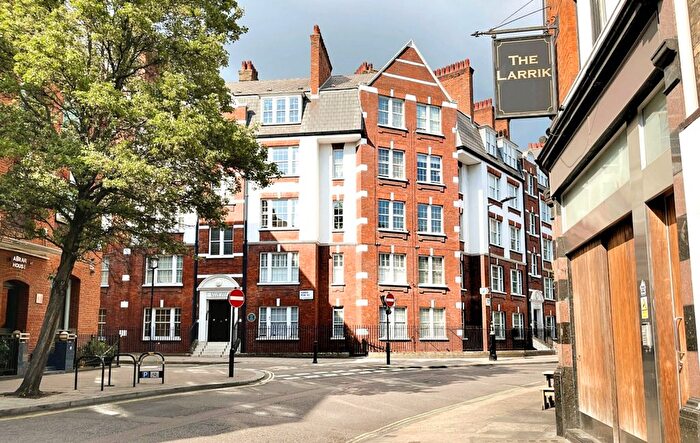 4 Bedroom Flat To Rent In Crawford Street, Marylebone, London, W1H