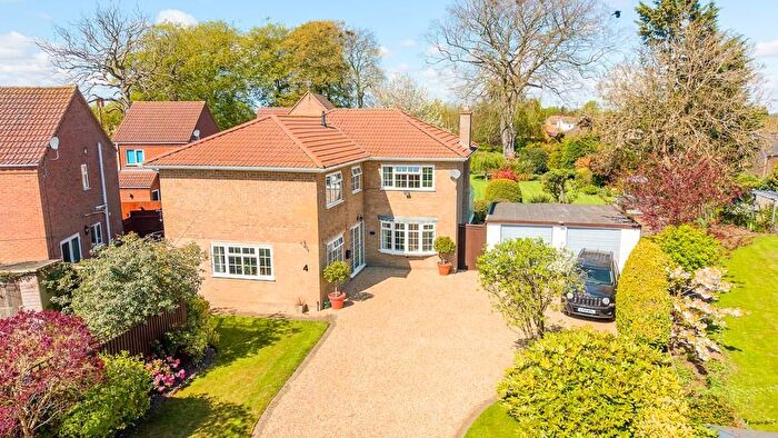 4 Bedroom Detached House For Sale In Cattle Dyke, Gorefield, Wisbech, Cambridsgeshire, PE13