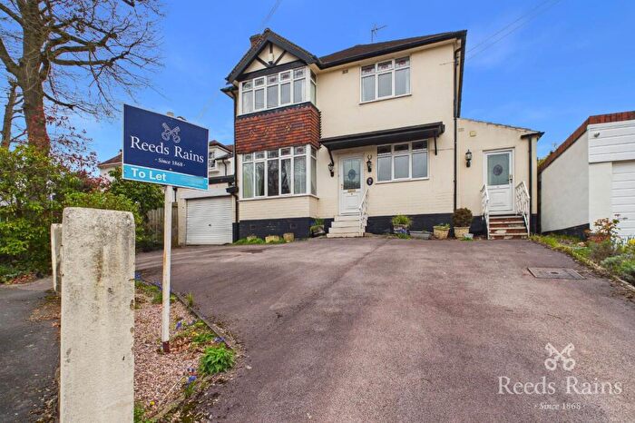 4 Bedroom Detached House To Rent In Dobcroft Close, Sheffield, South Yorkshire, S11