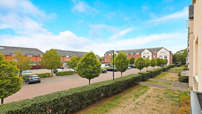 1 Bedroom Flat To Rent In Academy Place, Isleworth, TW7