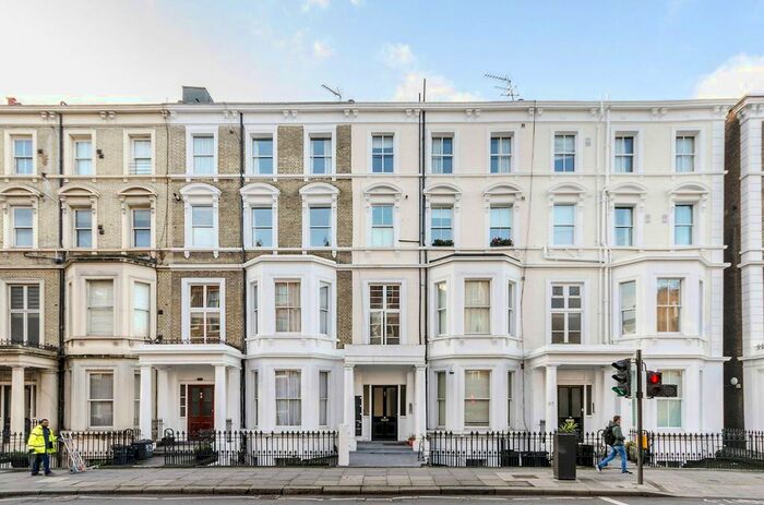 Studio To Rent In Warwick Road, Earls Court, London, SW5