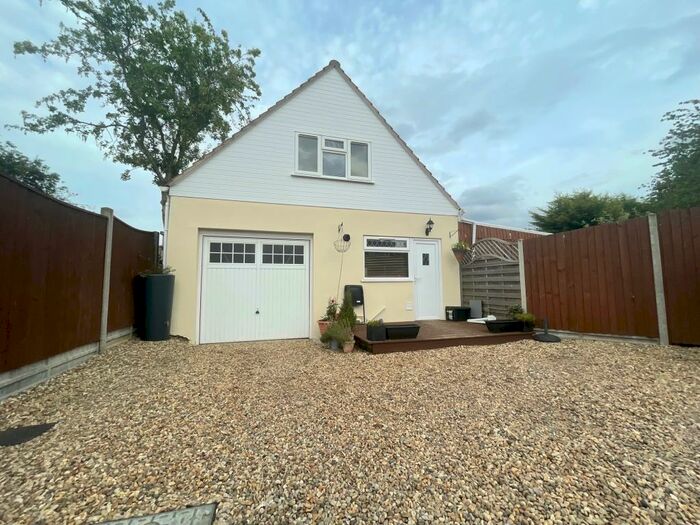 1 Bedroom Flat To Rent In Orchard Close, Norwich, NR7