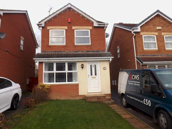 3 Bedroom Detached House To Rent In Sherbourne Avenue, Bramley, Rotherham, S66