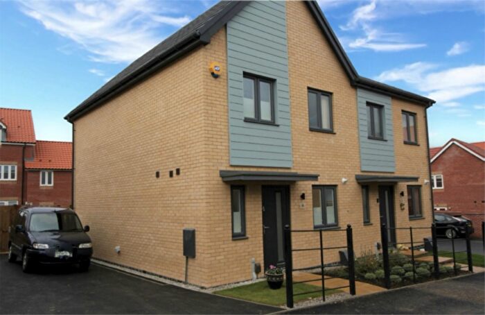 3 Bedroom Semi-Detached House To Rent In Skylark Rise, Stapleford, NG9