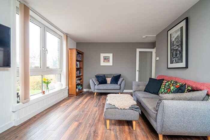 1 Bedroom Flat For Sale In Edinburgh, EH4