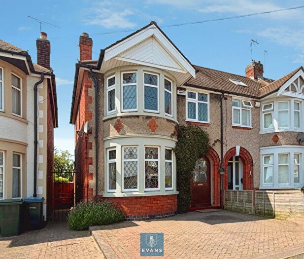 3 Bedroom End Of Terrace House For Sale In Mapleton Road, Coventry, CV6