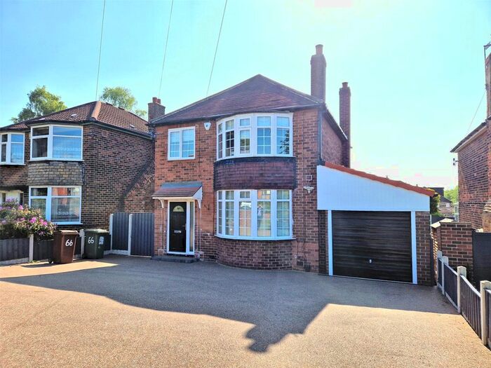 3 Bedroom Detached House To Rent In The Avenue, Alwoodley, Leeds, West Yorkshire, LS17