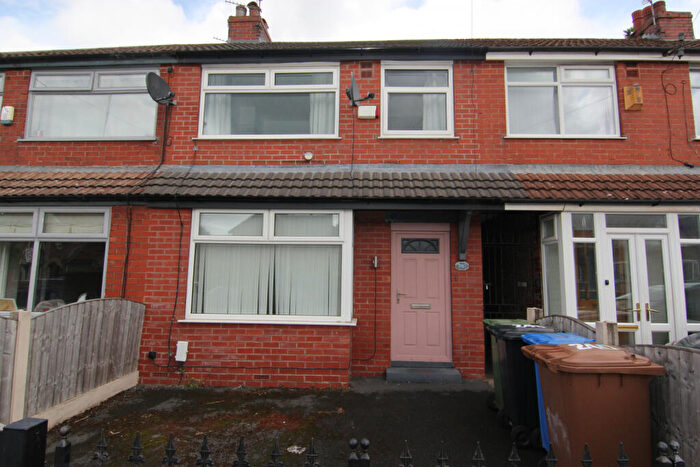 2 Bedroom Terraced House To Rent In Greenside Lane, Droylsden, Manchester, M43