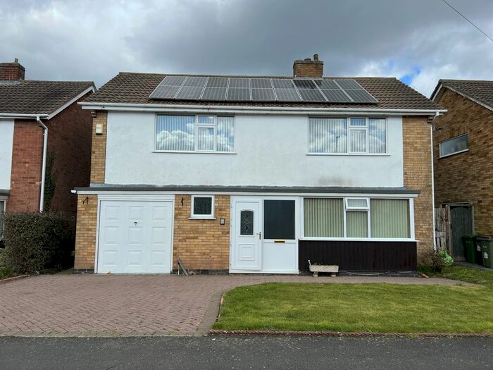 4 Bedroom Detached House To Rent In Ashtree Road, Oadby, Leicester, LE2