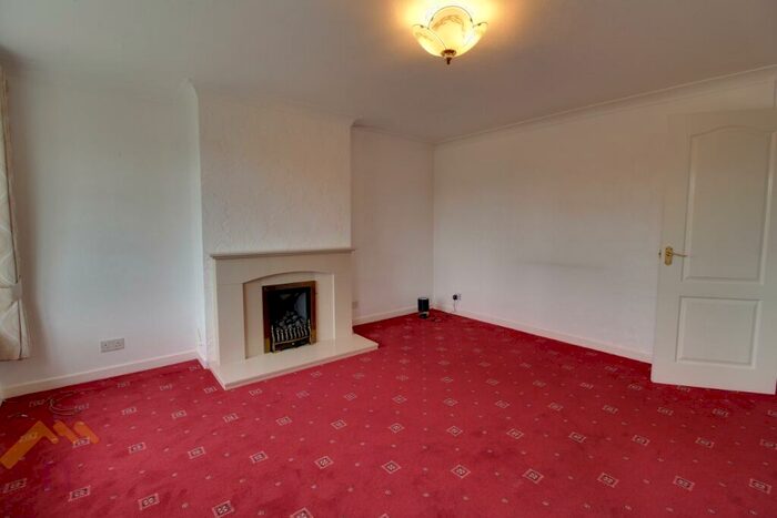2 Bedroom Bungalow To Rent In Parkway, Armthorpe, Doncaster, DN3