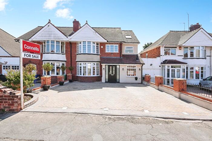 4 Bedroom Semi-Detached House For Sale In Goodrest Avenue, Halesowen, B62