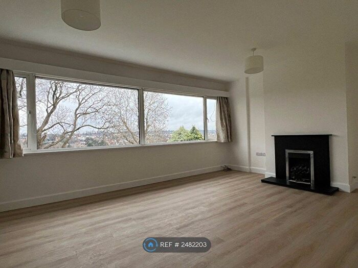 2 Bedroom Flat To Rent In Westover Road, Bristol, BS9
