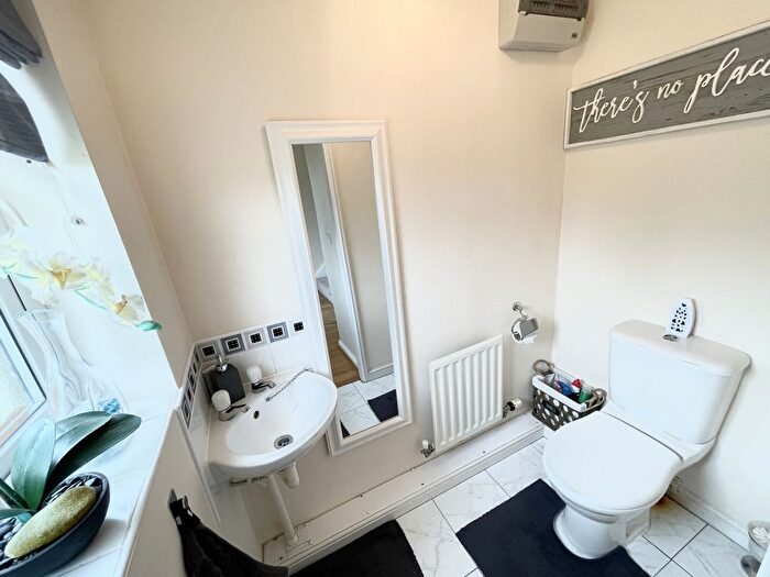 4 Bedroom Detached House For Sale In Soane Close, Wellingborough, Northamptonshire, NN8
