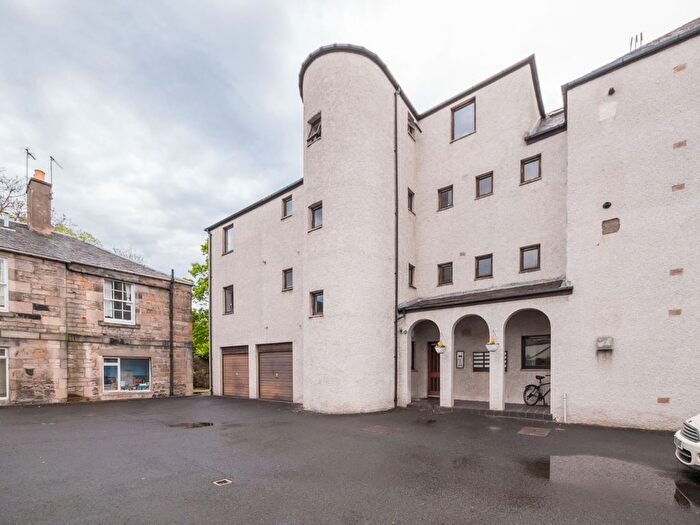 1 Bedroom Flat For Sale In / Malta Green, Stockbridge, Edinburgh, EH4