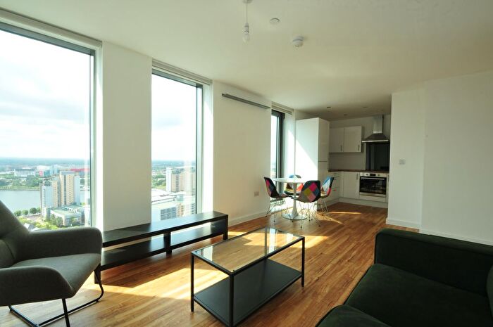 2 Bedroom Flat To Rent In Bedroom Apartment – Michigan Point, Salford Quays, M50