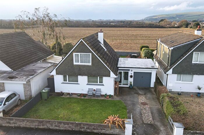 3 Bedroom Detached House For Sale In Limetree Grove, Braunton, EX33