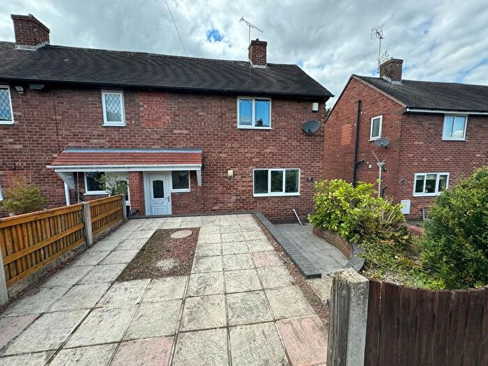 2 Bedroom Semi-Detached House To Rent In Statham Avenue, New Tupton, Chesterfield, S42