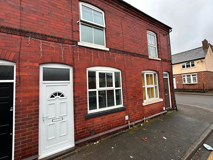 2 Bedroom Terraced House To Rent In Castle Street, Darlaston, Wednesbury, WS10