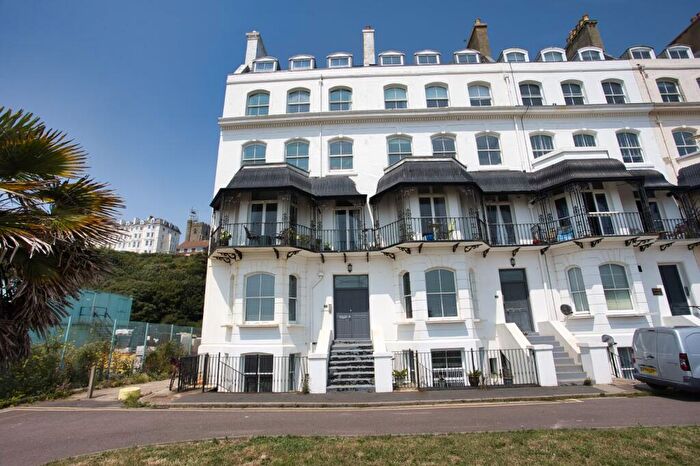 2 Bedroom Flat For Sale In Marine Parade, Folkestone, Kent, CT20