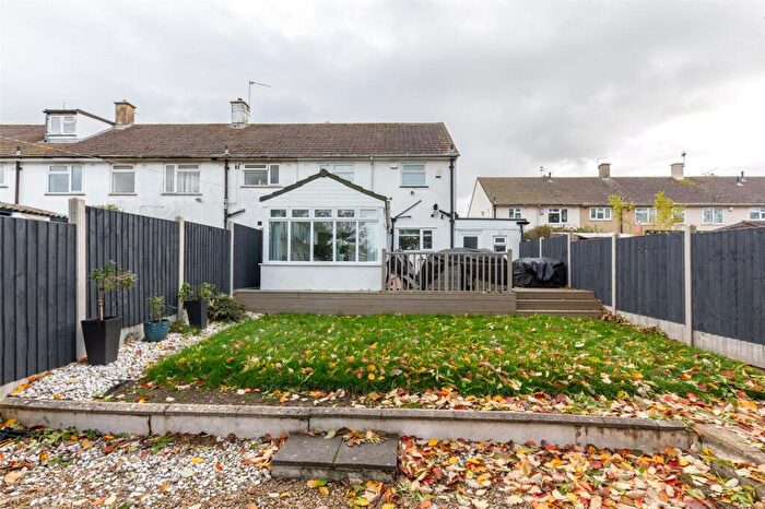 3 Bedroom End Of Terrace House For Sale In Chakeshill Drive, Bristol, BS10