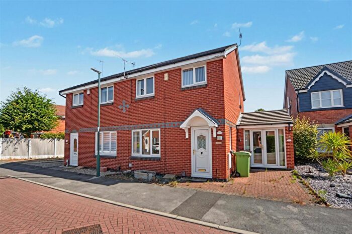 3 Bedroom Semi-Detached House For Sale In Japonica Drive, Basford, Nottingham, NG6