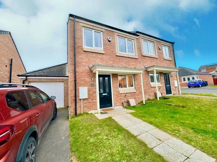 Houses for sale in Priestfield Avenue, TS3, Middlesbrough