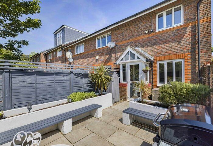 1 Bedroom End Of Terrace House To Rent In William Booth Road, London, SE20