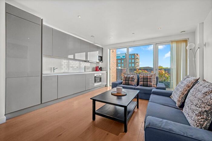 2 Bedroom Flat For Sale In Capell Apartments, Victory Place, SE17