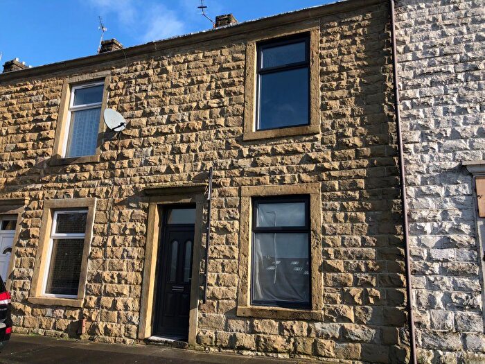 2 Bedroom Terraced House To Rent In Waterloo Street, Clayton Le Moors Accrington, BB5
