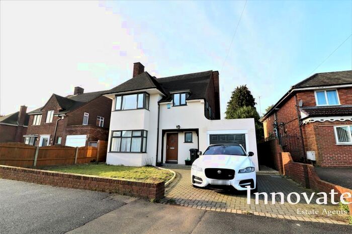 4 Bedroom Detached House To Rent In Kent Road, Halesowen, B62