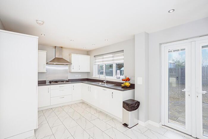 4 Bedroom Detached House For Sale In Sandypoint Drive, Dumfries, DG2