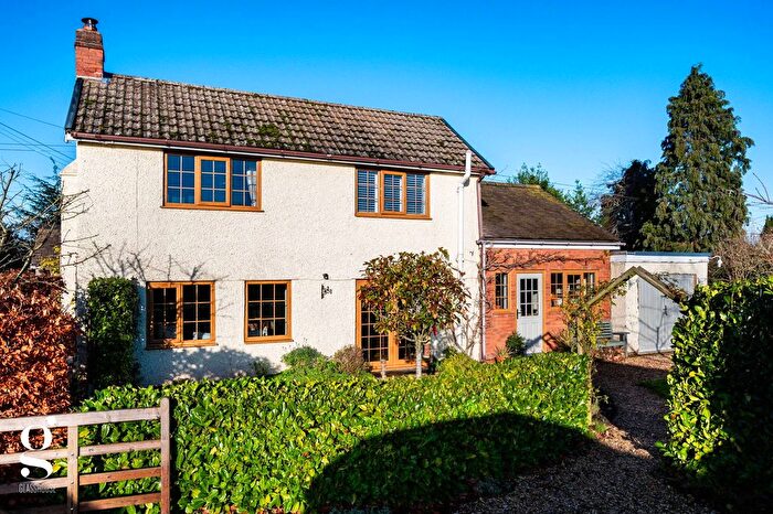 3 Bedroom Detached House For Sale In Ballingham, Hereford, HR2