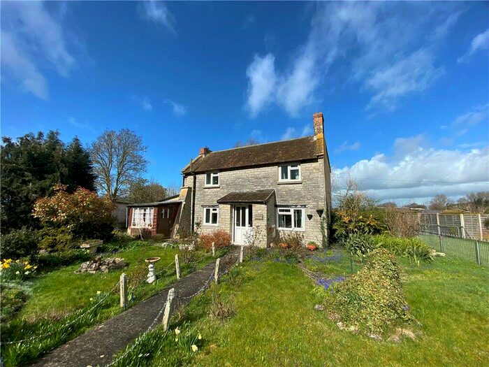 2 Bedroom Detached House For Sale In The Mead, Ilchester, Yeovil, Somerset, BA22