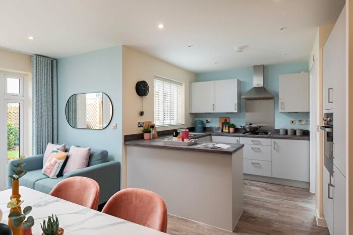 3 Bedroom Detached House For Sale In North Fields, Sturminster Newton, DT10