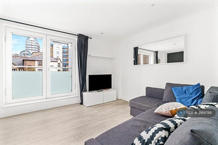 2 Bedroom Flat To Rent In Yeoman Street, London, SE8