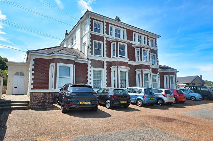 2 Bedroom Flat For Sale In East Ryde, PO33
