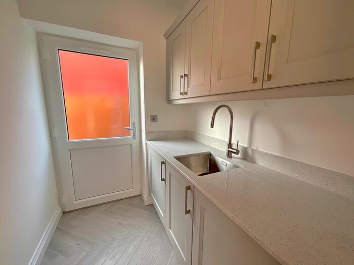 2 Bedroom Detached Bungalow For Sale In Nuttall Close, Yelvertoft, NN6