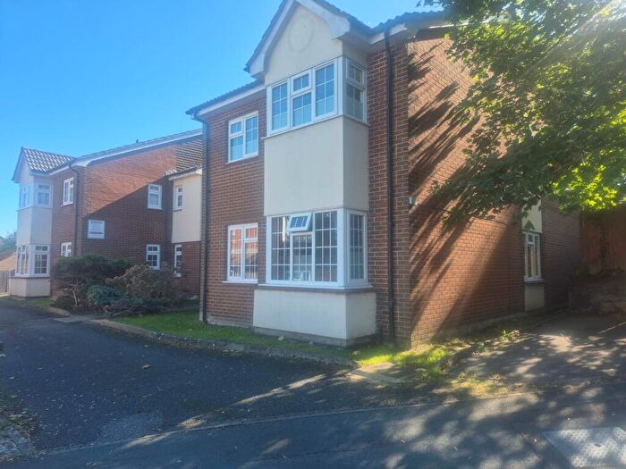 Studio To Rent In Chiltern Close, Downswood, Maidstone, Kent, ME15
