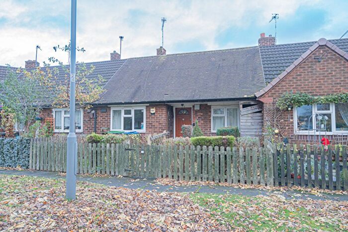 1 Bedroom Detached Bungalow For Sale In Brickhouse Lane, West Bromwich, B70