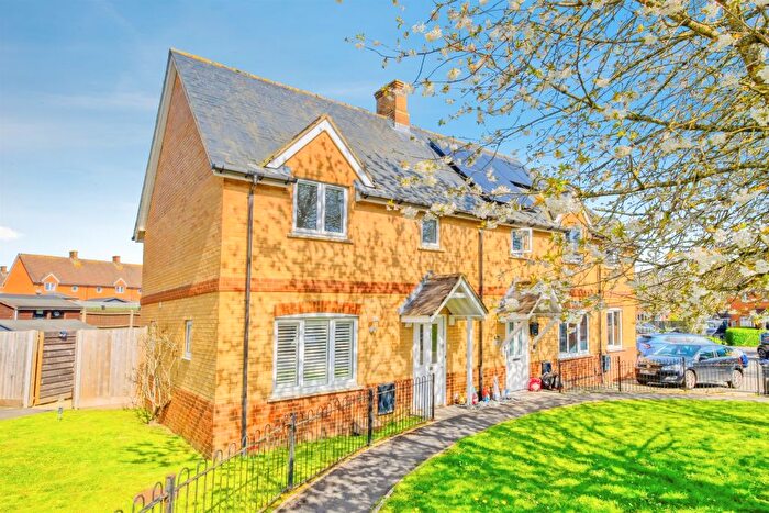 2 Bedroom End Of Terrace House For Sale In Johnson Way, Ludgershall, Andover, SP11