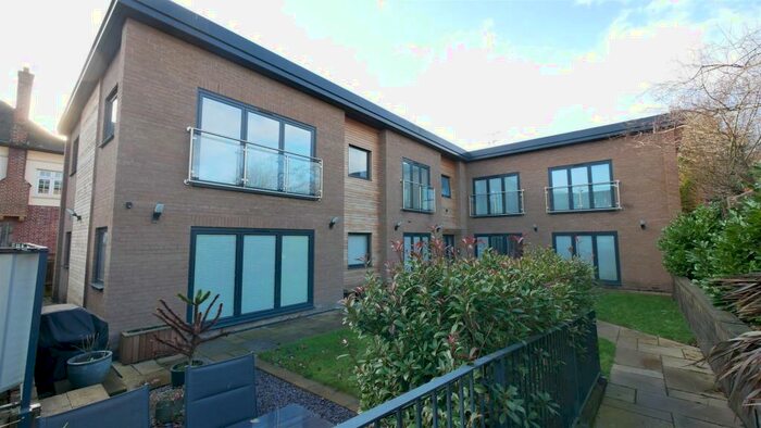 2 Bedroom Apartment To Rent In Mansfield Place, Cuffley, EN6