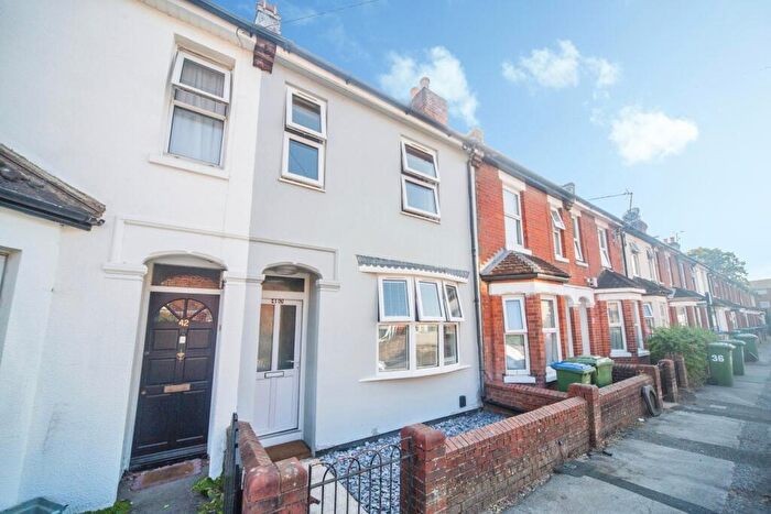 2 Bedroom Terraced House For Sale In Sydney Road, Shirley, Southampton, Hampshire, SO15