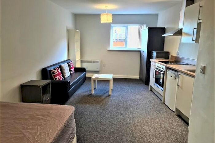 Studio To Rent In Church Gate, Leicester LE1