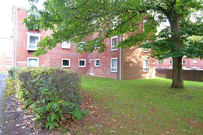 2 Bedroom Flat To Rent In Hasler Road, Canford Heath, Poole, BH17
