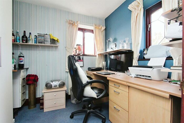 3 Bedroom Detached House For Sale In Donemowe Drive, Kemsley, Sittingbourne, ME10