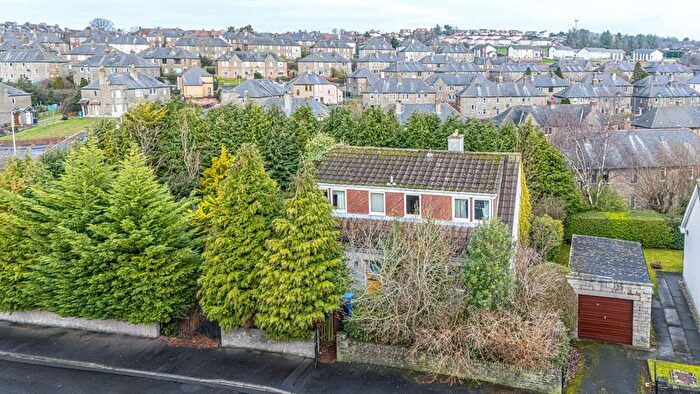 4 Bedroom Villa For Sale In Beck Crescent, Dunfermline, KY12