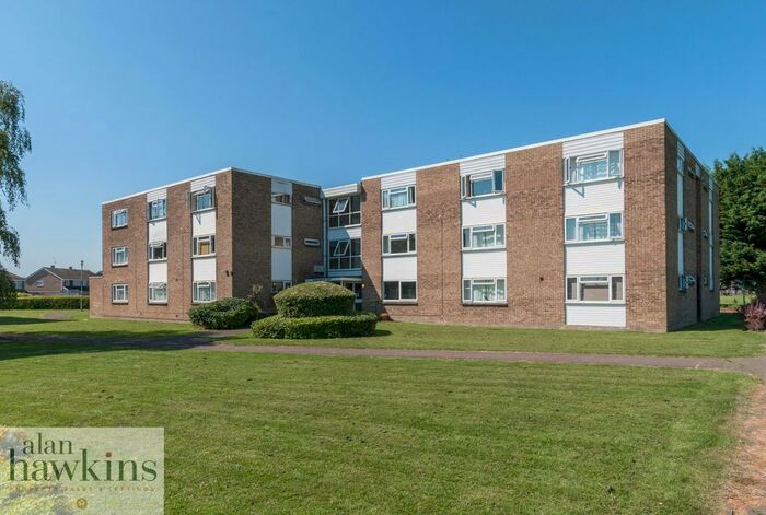 1 Bedroom Studio To Rent In Marlborough Court, Royal Wootton Bassett, SN4